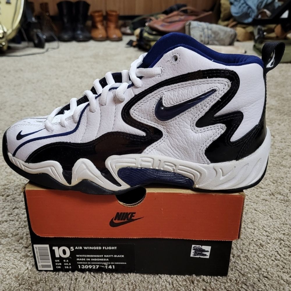 Vtg 1997 Nike Air Winged Flight 10.5 Deadstock NOS 90s